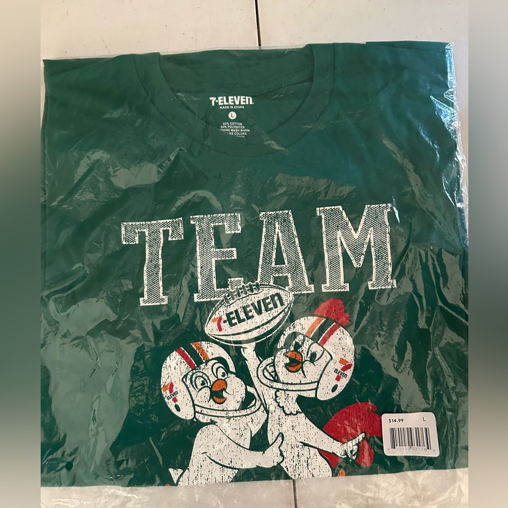 Team 7 Eleven TShirt rooster and owl